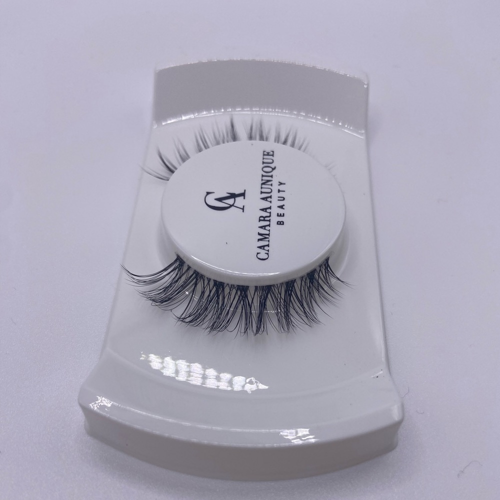 CAMARA AUNIQUE BEAUTY | Mary Lashes <NEW>